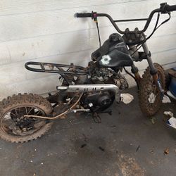 Pit Stop Dirt Bike 