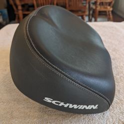 Schwinn Bicycle Seat in Excellent Condition