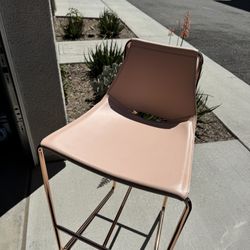 HD Buttercup Pink Stools