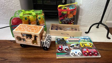 Kids Melissa & Doug / Educational Toy Lot – Wooden Toys, Bowling Set, Puzzles & More