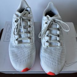 Nike Air Zoom - White and Blood Orange Size 6.5 Women
