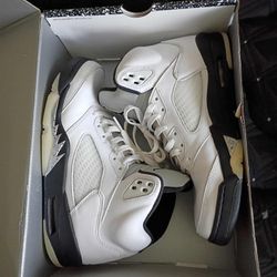 Jordan 5 Reverse Metallic 