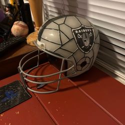 Raiders Helmet Lamp 