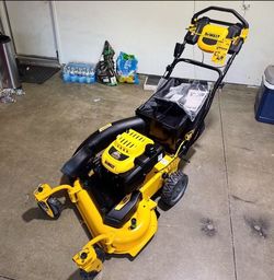 Dewalt 28in Gas Mower