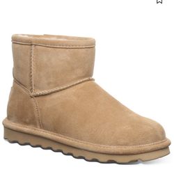 Brand New Bear paw Boots