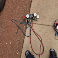 Refrigeration gauges