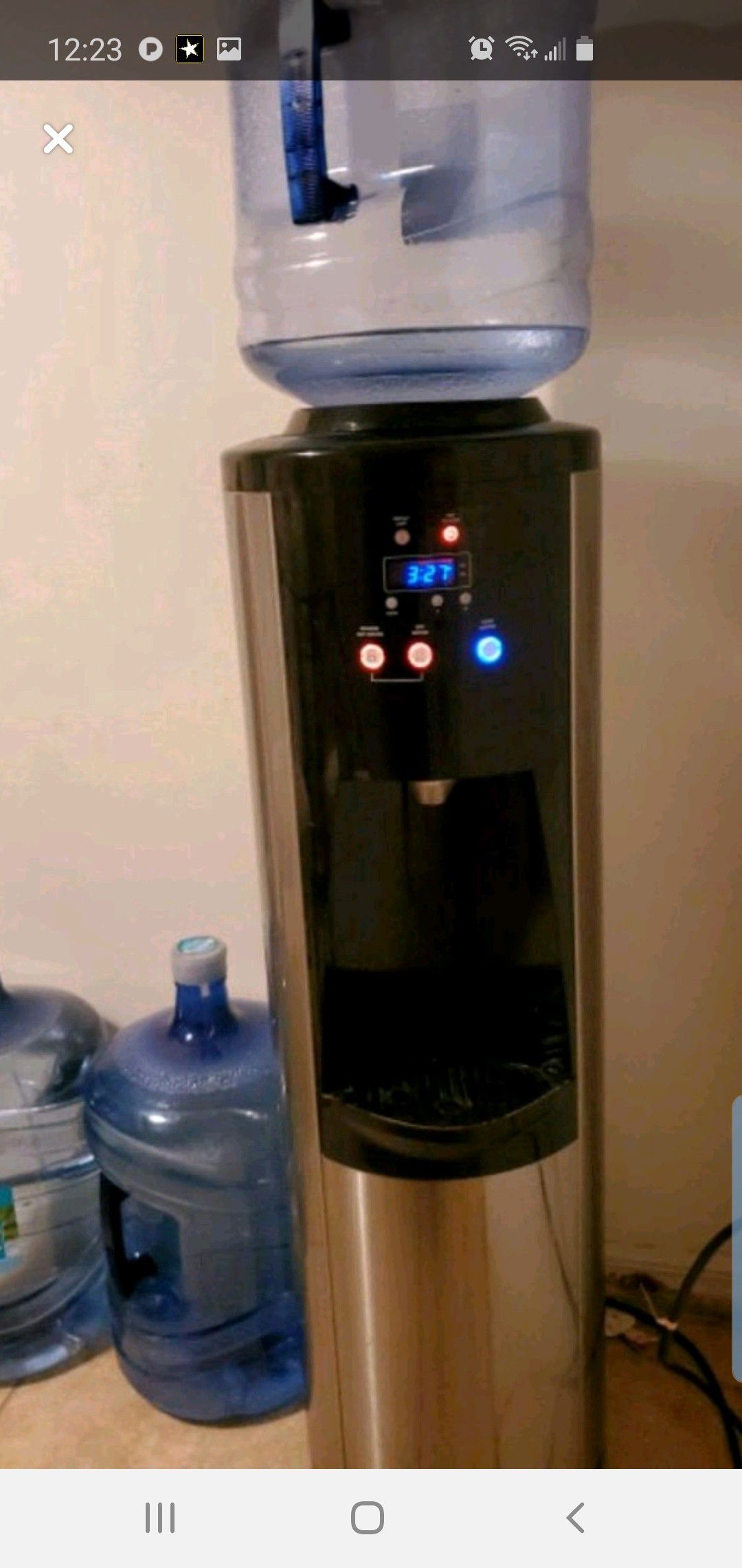 Water dispenser Nestle