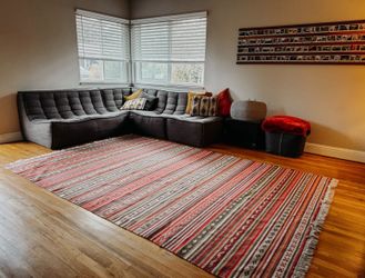 Southwestern Style Rug — 6'8" x 10'6"