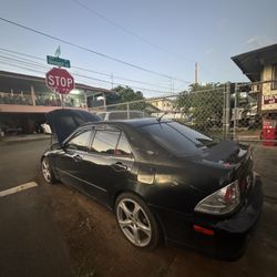 01 Is300