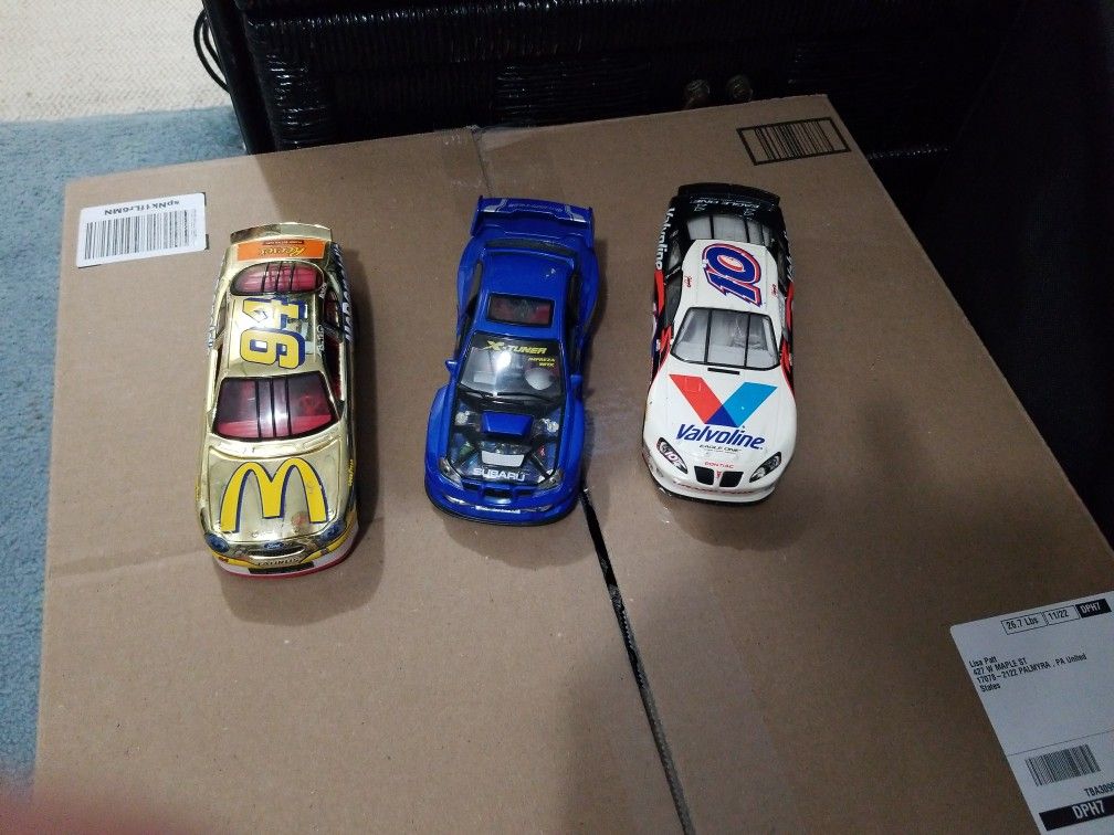 3 Race Cars