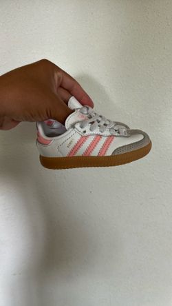 Pink toddler adidas sambas