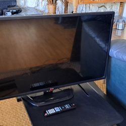 LG 42" Class 1080P LED Cinema 3D Smart TV. And Remote.