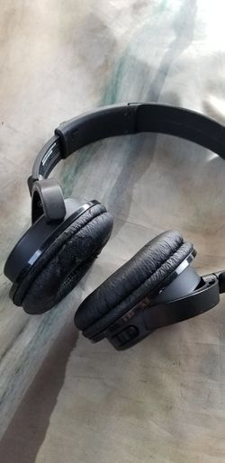 Phone Bluetooth headphones connects to any audio device with bluetooth