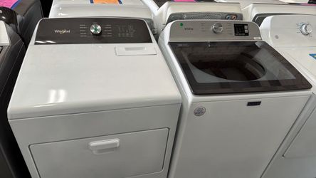 Whirlpool Dryer and Maytag Washer Set