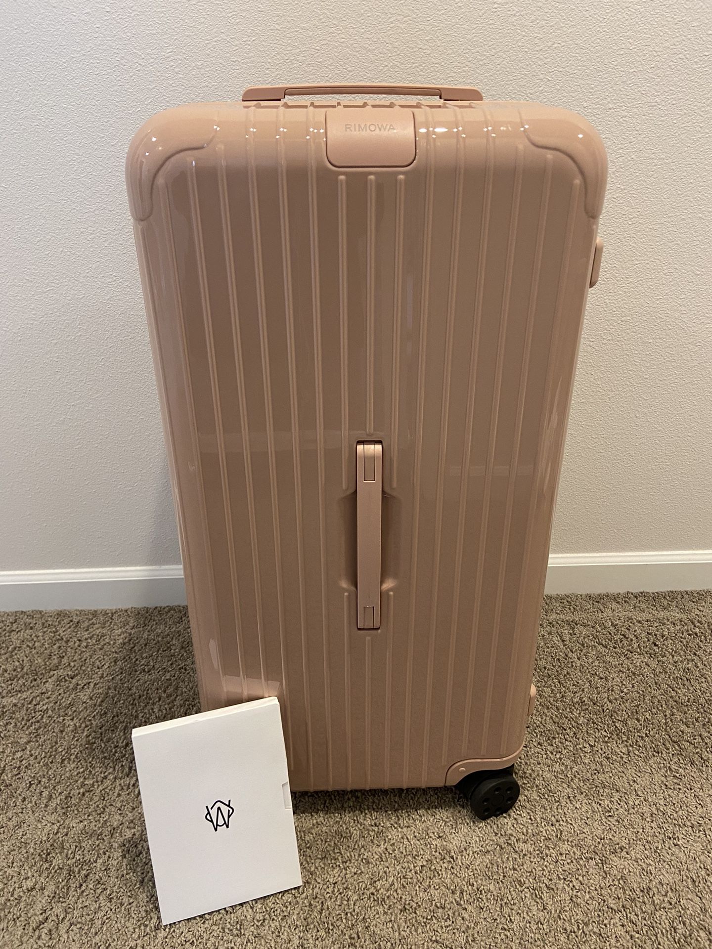 Rimowa Essential Trunk Plus Limited Edition