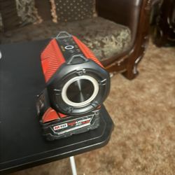 Bluetooth Milwaukee Speaker The Battery Is Not Included