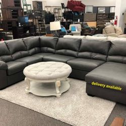By Ashley/Aberton Gray Raf&Laf Sectionall/Delivery Available/DISCOUNT👈/Home Decor/Financing