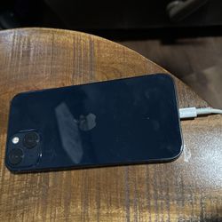 iPhone 13 64gb - Unlocked 