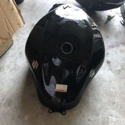 2015 hyabusa gas tank