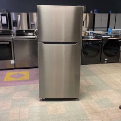 Stainless Steel Top Freezer Refrigerator‼️