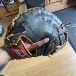 Rawlings First Base Glove