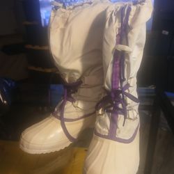 Sorel Women's SnowLion Boots SIZE 8