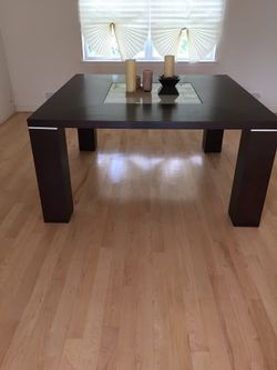 Contemporary Wood Stylish Dining Table