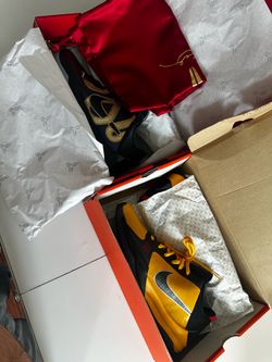 Kobe Deadstock shoes