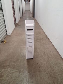 Toilet paper holder pickup 3-8:30 pm rainbow/charleston cash only read description