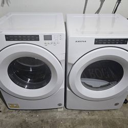 Like New Front Loading Washer Dryer Set