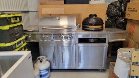 Gas grill