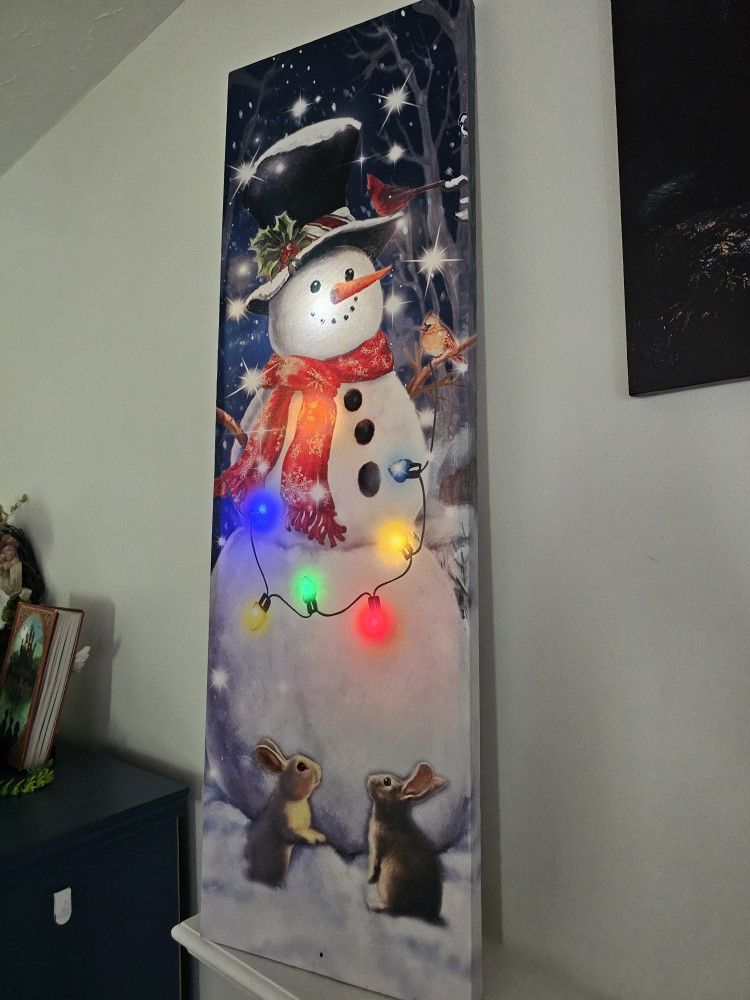 $45.00 - 3FT Christmas Wall Art With Music & LED Lights! White + Blinking Colorful Lights/Sensor Activated Music! Like New!