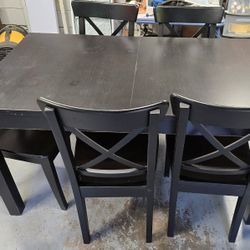 Ikea Dining Table with 2x leafs and 5x chairs