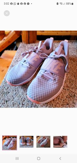 Nike Women's Size 10