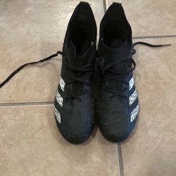Adidas Predator Accuracy Size 5.5