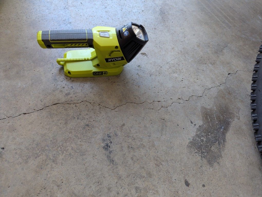 Ryobi R18T-0 One Plus Cordless LED Torch, 18 V, Hyper Green