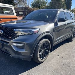 2020 Ford Explorer ȘT Damaged 
