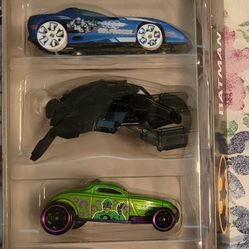 Batman Gotham Hot Wheels 5 Pack Car Set Diecast