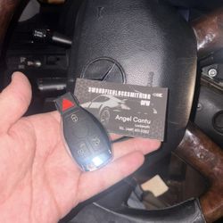 Mercedes/bmw/keys 