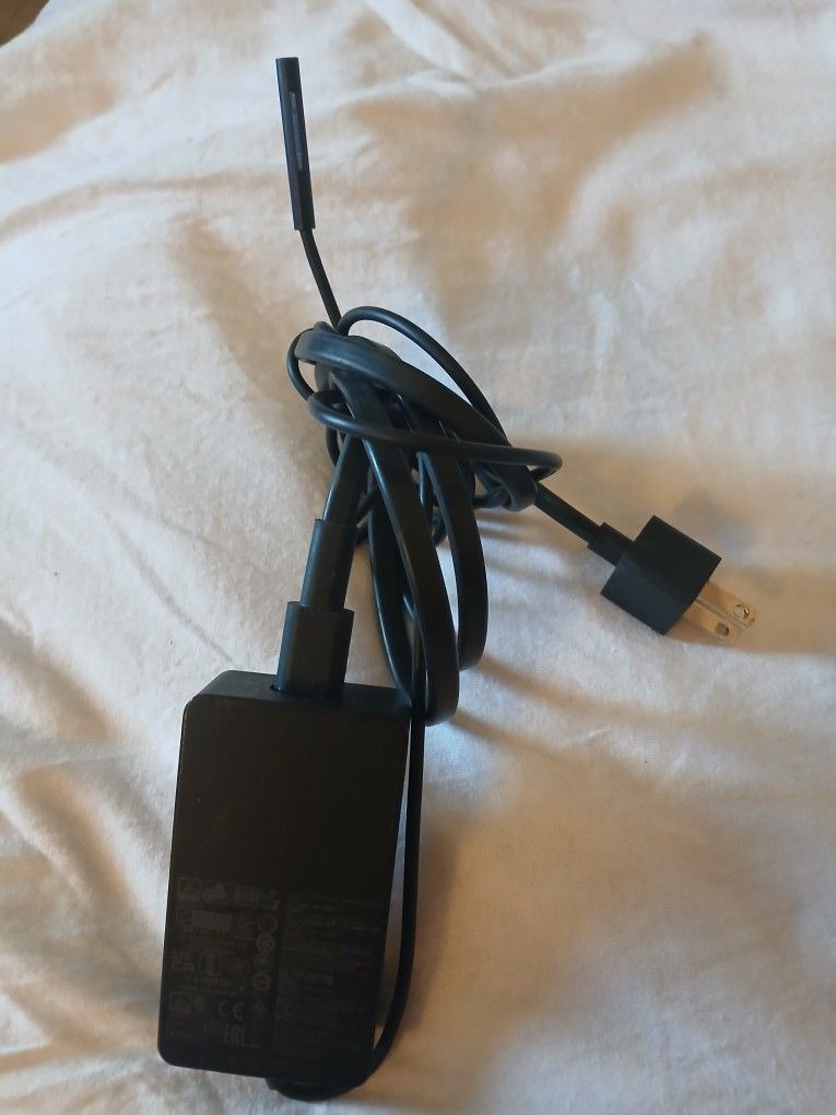 Microsoft Surface Book Pro 3,4 Charger