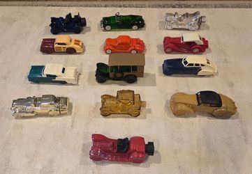 Vintage Avon Car Decanter Collection – 13 Pieces