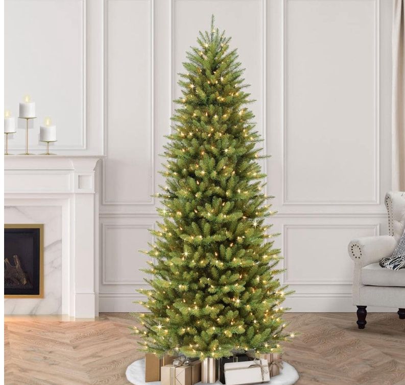 9 ft. Prelit Incandescent Slim Fraser Fir Artifici