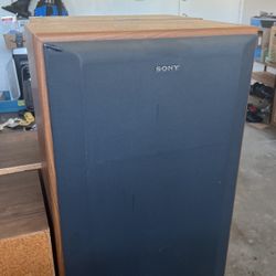 Free Sony Speakers 