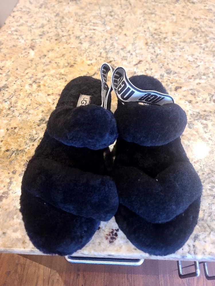 Ugg Slides (Size 8.5 Women)