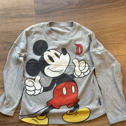 Disneyland resort two-sided long sleeve shirt size large 11/12 Kids mIcki  Pluto