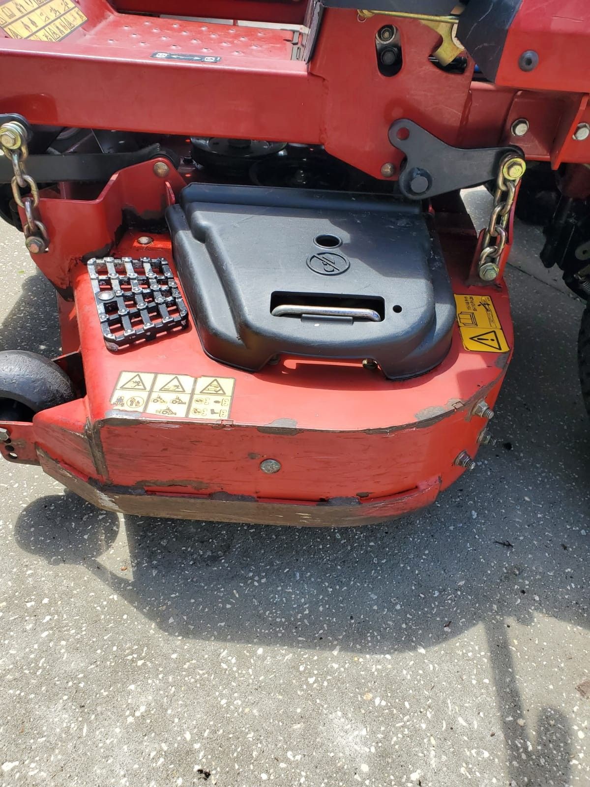 Z turn 48" deck 2500 series Toro Titan HD for Sale in Land O Lakes, FL