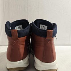 New! Nike Manoa SE Sneaker Mens Size 12 Orange Hiking Boots Leather
