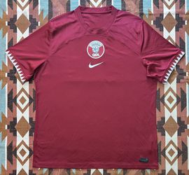 Nike 2022 Qatar National Team Maroon Jersey Men’s XL