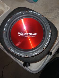 3 10 inch volfenhag sub woofer's.