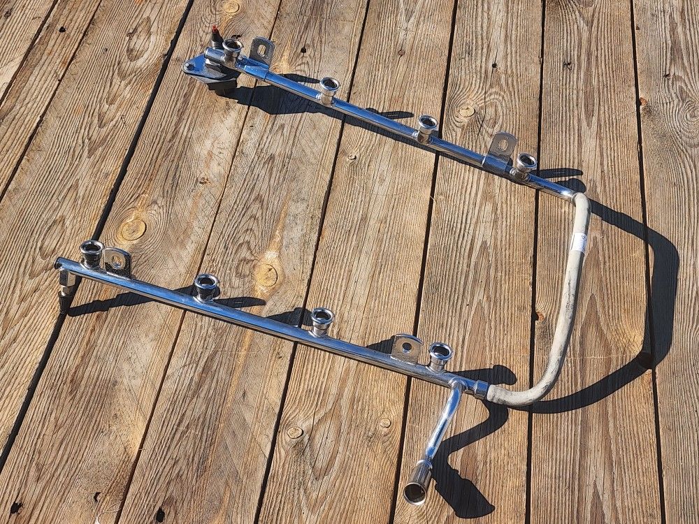 Mustang Cobra Fuel Rails 99 To 04 DOHC